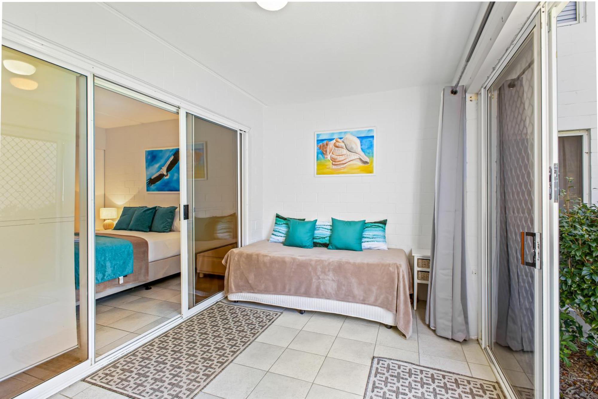 The Islander Hotel พอยต์ลุคเอาท์ ภายนอก รูปภาพ